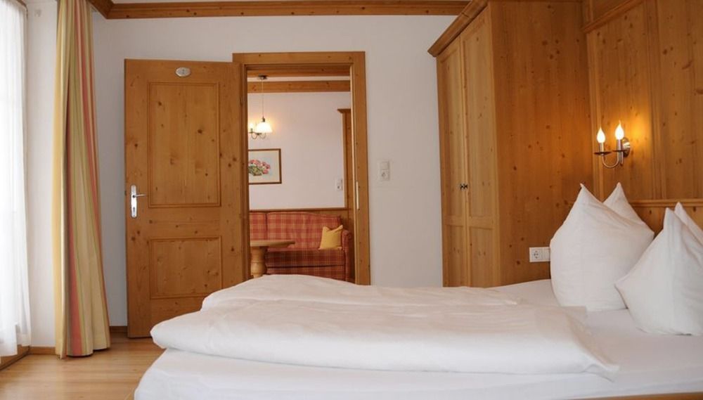 Das Gaestehaus Schneider Am Dorfplatz Alpbach Eksteriør bilde