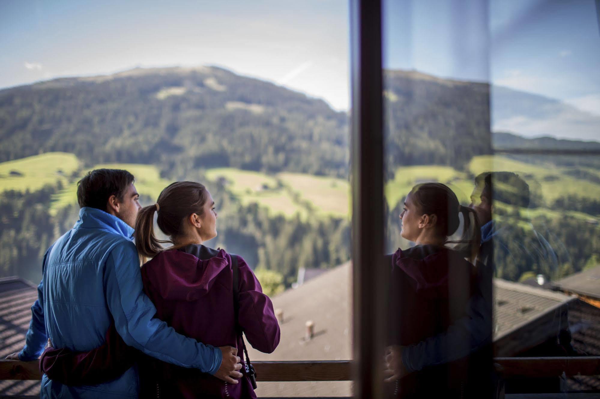 Das Gaestehaus Schneider Am Dorfplatz Alpbach Eksteriør bilde