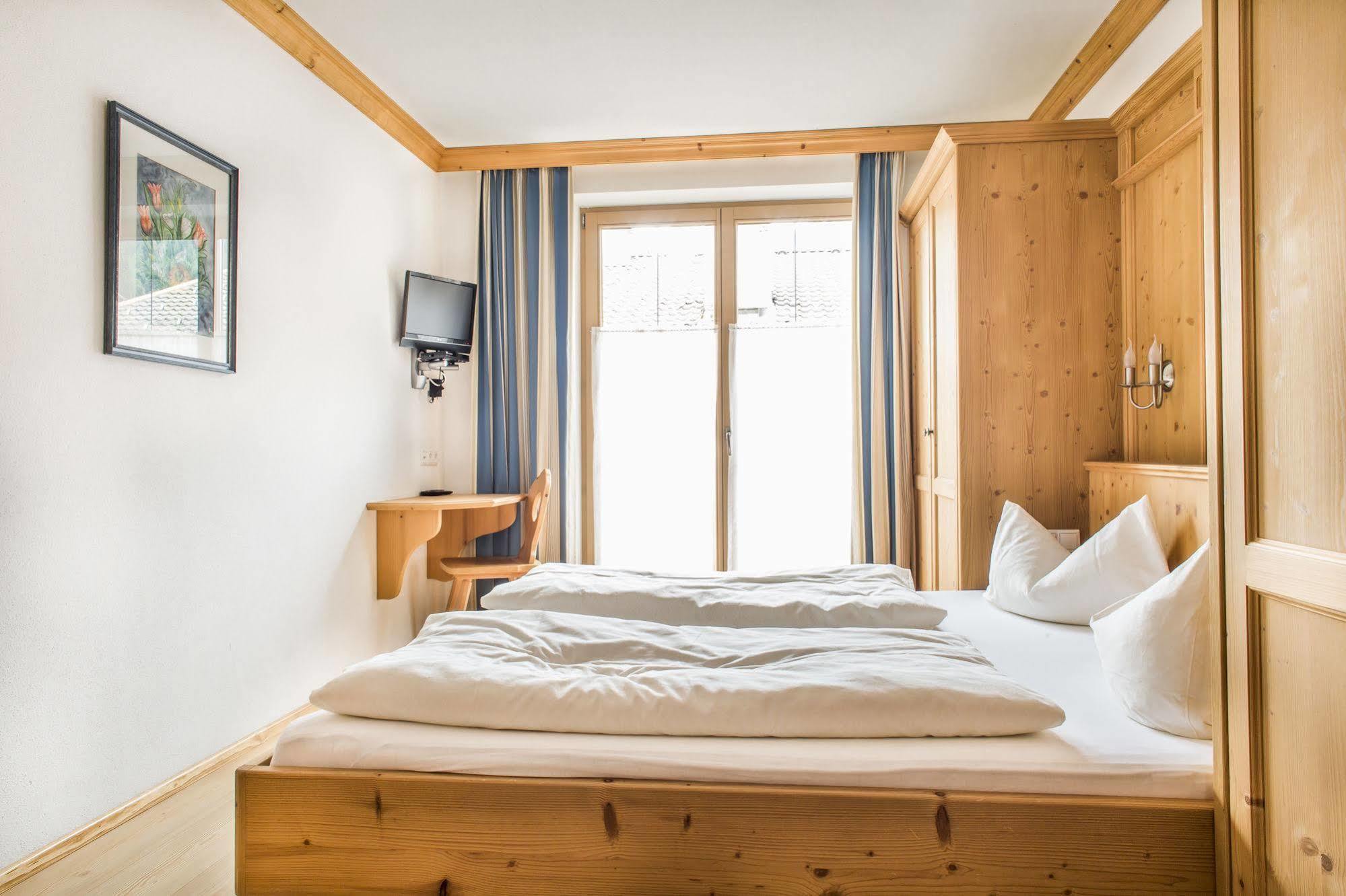 Das Gaestehaus Schneider Am Dorfplatz Alpbach Eksteriør bilde