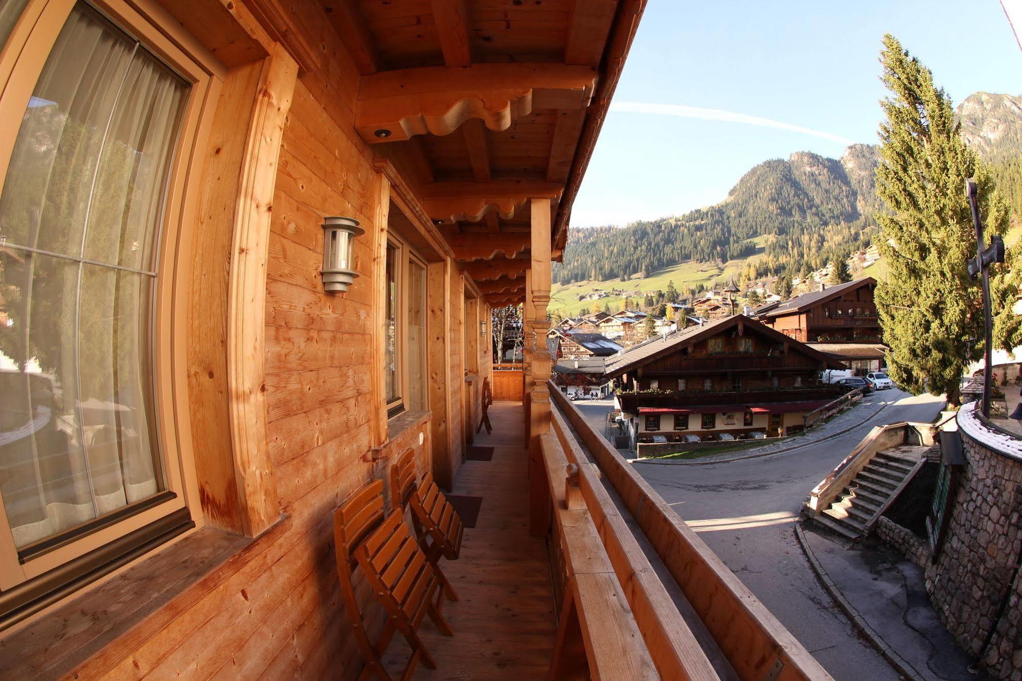Das Gaestehaus Schneider Am Dorfplatz Alpbach Eksteriør bilde