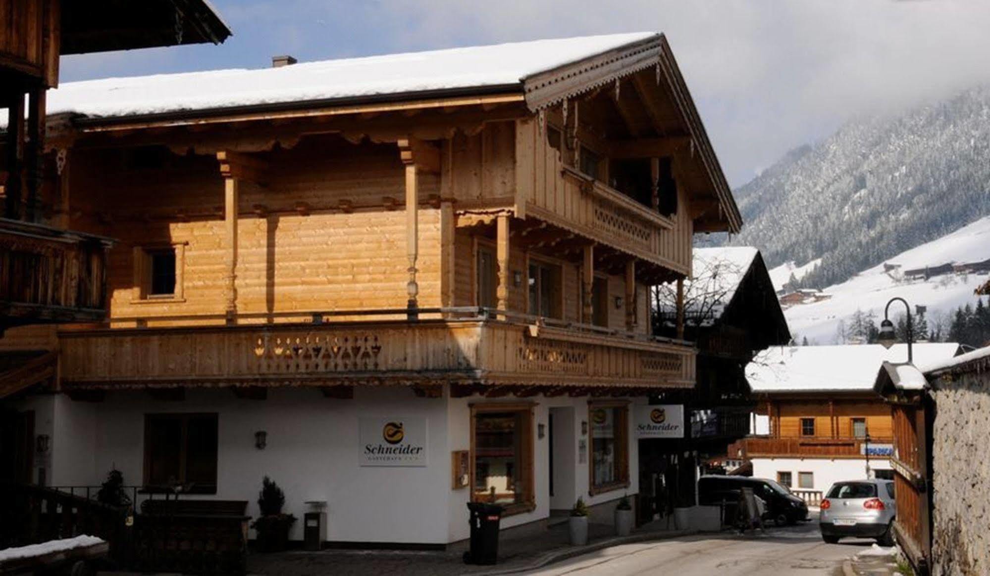 Das Gaestehaus Schneider Am Dorfplatz Alpbach Eksteriør bilde