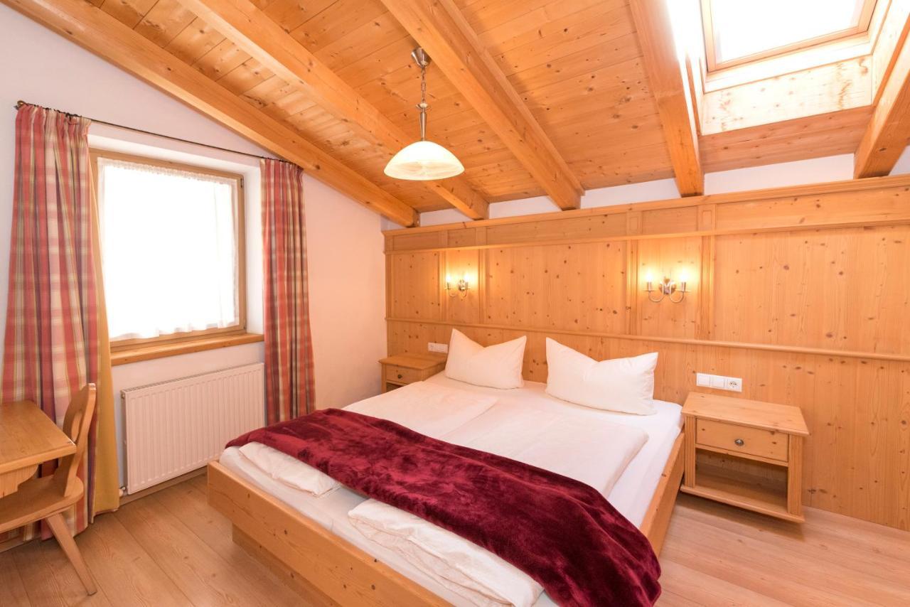 Das Gaestehaus Schneider Am Dorfplatz Alpbach Eksteriør bilde