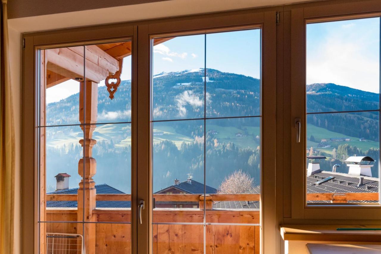 Das Gaestehaus Schneider Am Dorfplatz Alpbach Eksteriør bilde